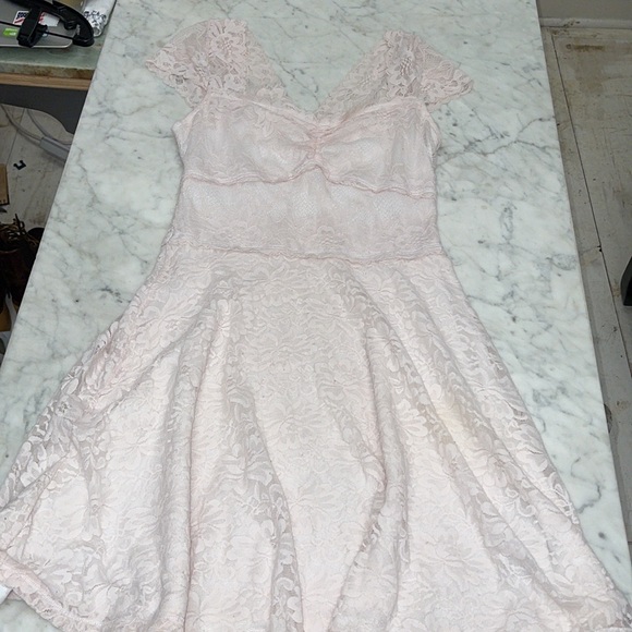 Abercrombie&Fitch little lace mini dress - Picture 6 of 16